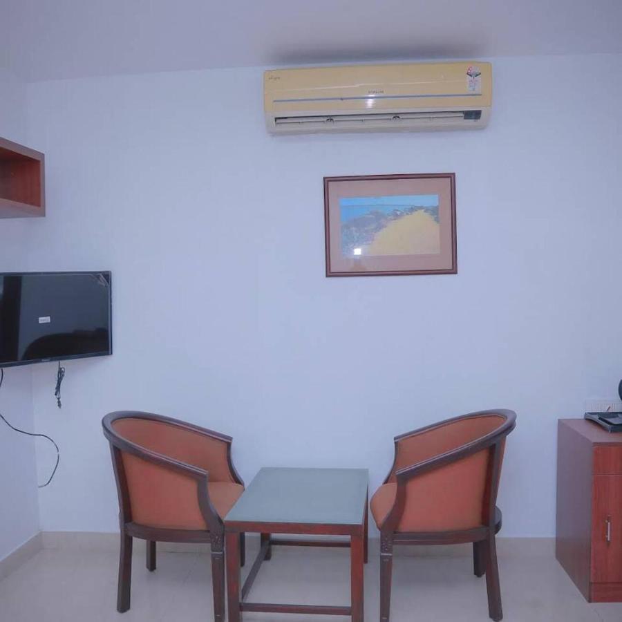 Redbell Suites Malapuram Malappuram Exteriér fotografie